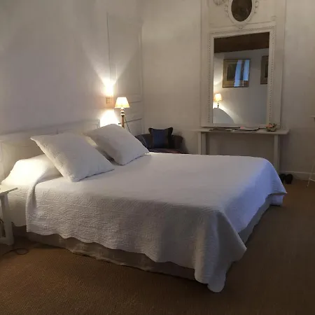 Bresson Couette-café 3*